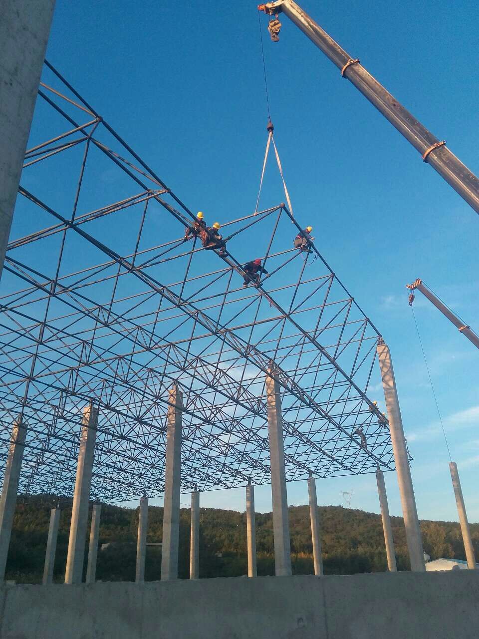 舒兰汪清物流园网架